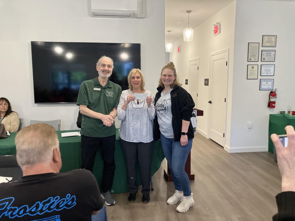 Farmingville Hills Chamber of Commerce Awards Island Nursing and Rehab with $1,000 Grant